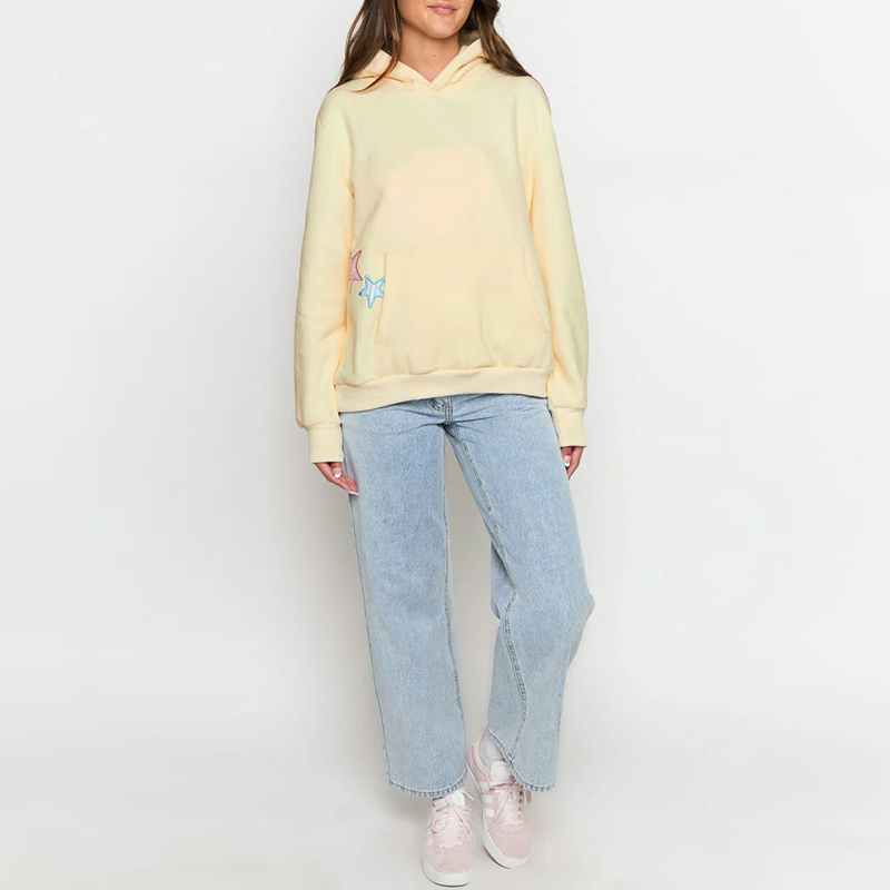 hongfeng’s women’s hoodies & sweatshirts are perfect for cozy, everyday wear with a fashionable edge.